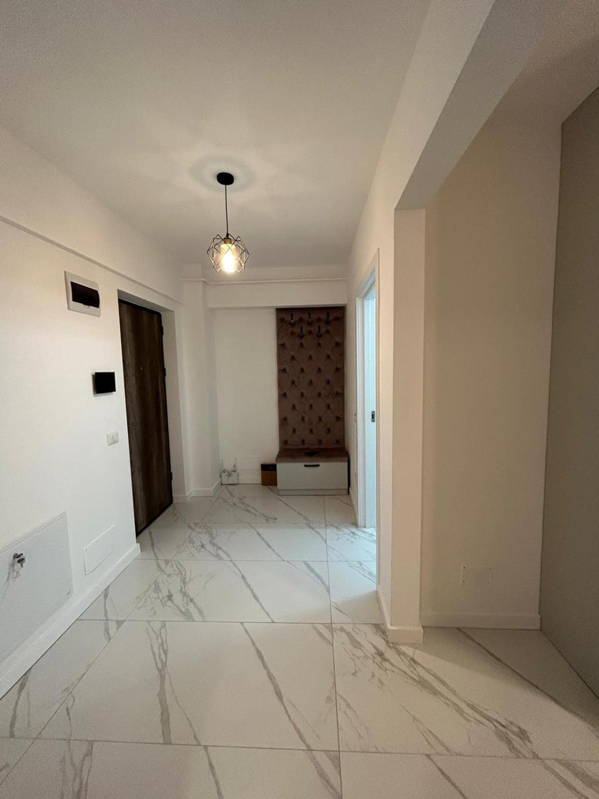 Luxury Apartments And Studios Boulevard G Enescu Сучава Экстерьер фото