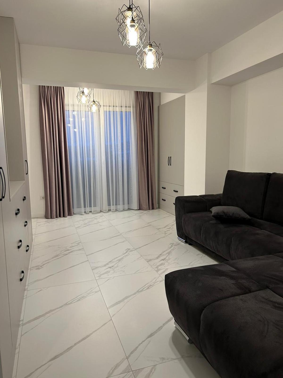 Luxury Apartments And Studios Boulevard G Enescu Сучава Экстерьер фото